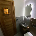 Delle Marmotte Cir N 0012 브루일서비니아