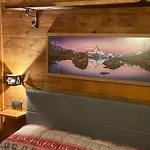 Delle Marmotte Cir N 0012 브루일서비니아