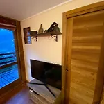 Delle Marmotte Cir N 0012 * 브루일서비니아