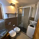 Delle Marmotte Cir N 0012 아파트 *