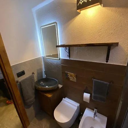 Delle Marmotte Cir N 0012 *