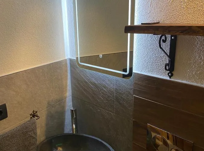 Delle Marmotte Cir N 0012 *